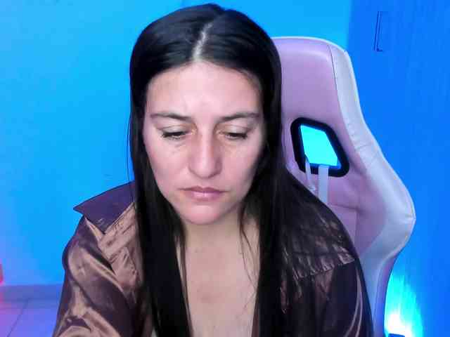 Saskyaajohnson webcam