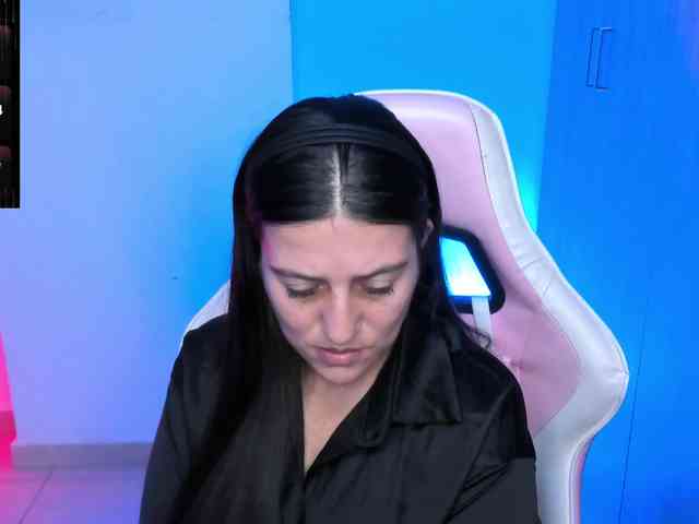 Saskyaajohnson webcam