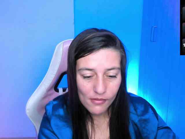 Saskyaajohnson webcam