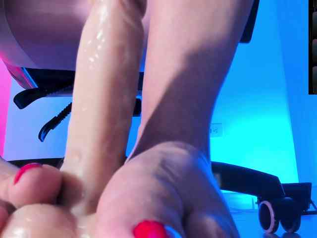 Saskyaajohnson webcam