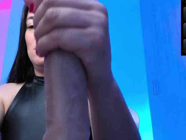 Saskyaajohnson webcam