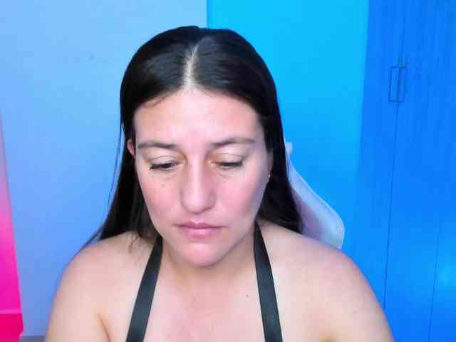 Saskyaajohnson webcam