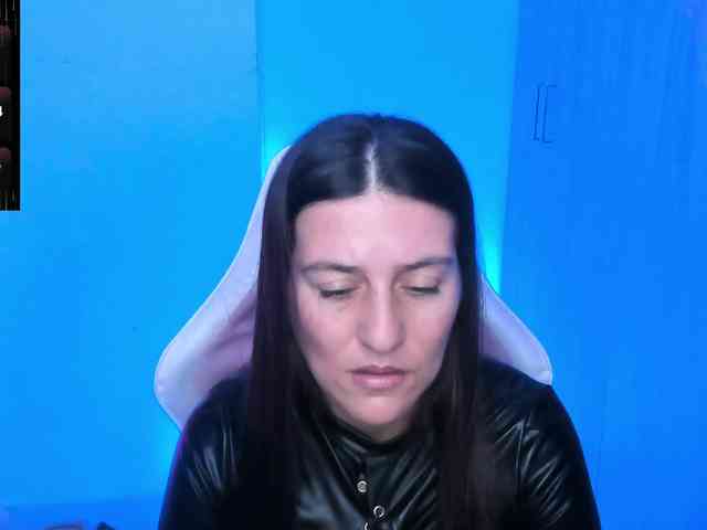 Saskyaajohnson webcam