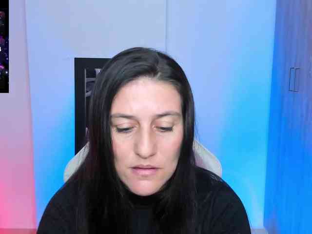 Saskyaajohnson webcam