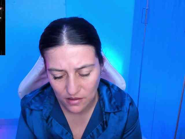 Saskyaajohnson webcam