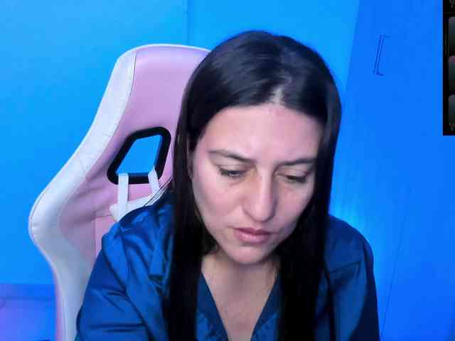 Saskyaajohnson webcam