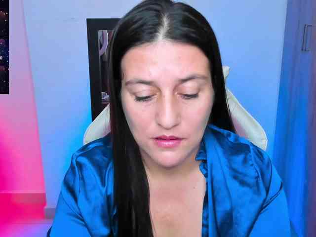 Saskyaajohnson webcam