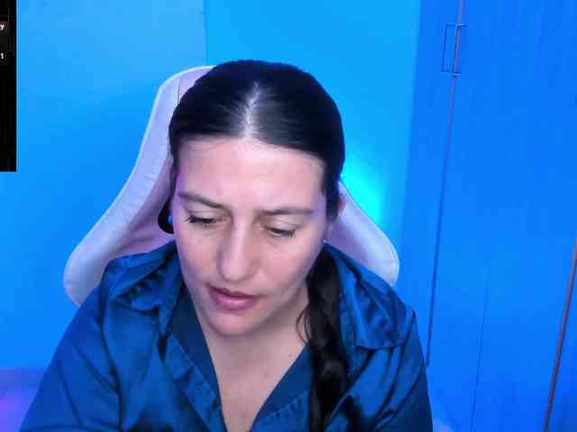 Saskyaajohnson webcam