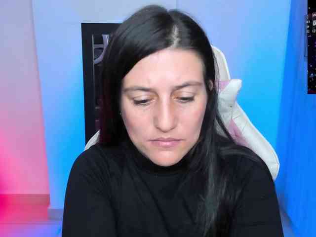 Saskyaajohnson webcam