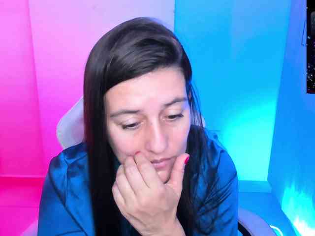 Saskyaajohnson webcam