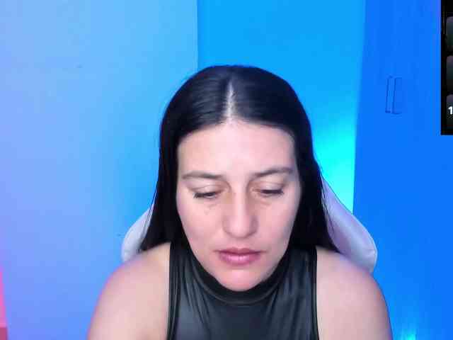 Saskyaajohnson webcam