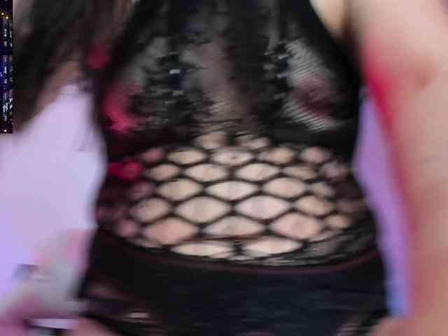Saskyaajohnson webcam