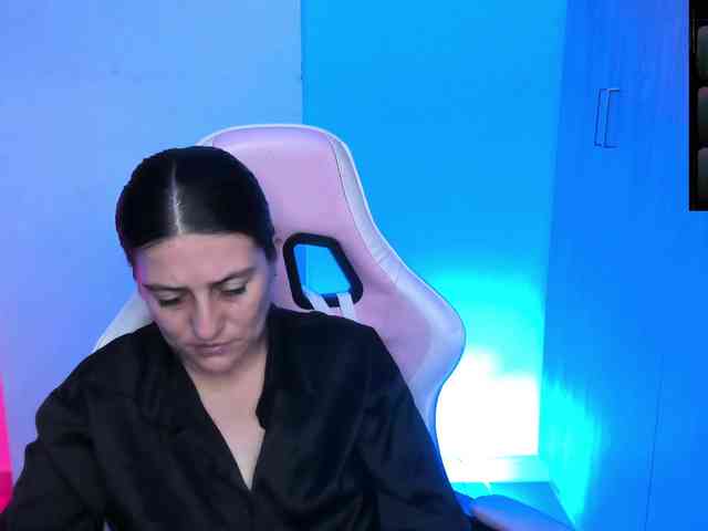 Saskyaajohnson webcam