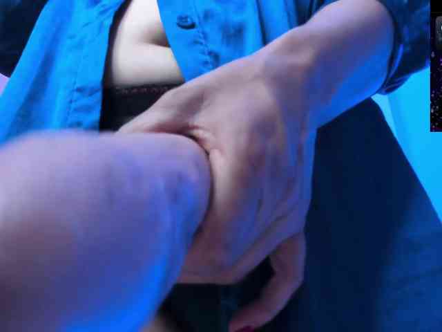 Saskyaajohnson webcam