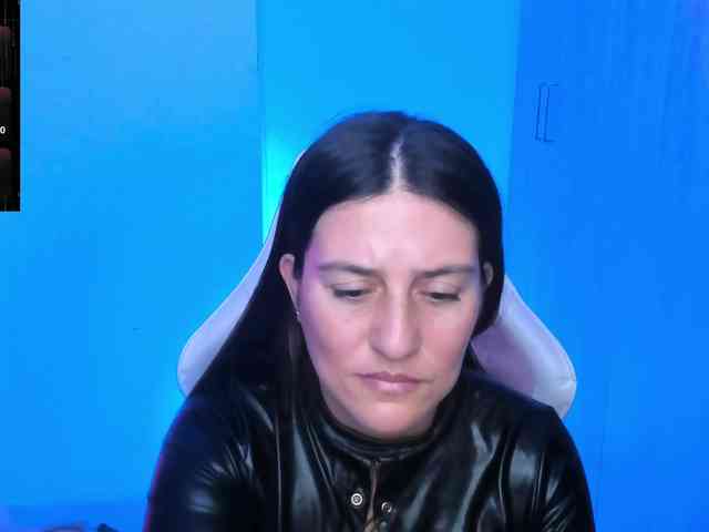 Saskyaajohnson webcam