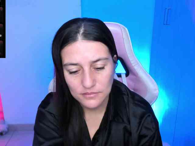 Saskyaajohnson webcam