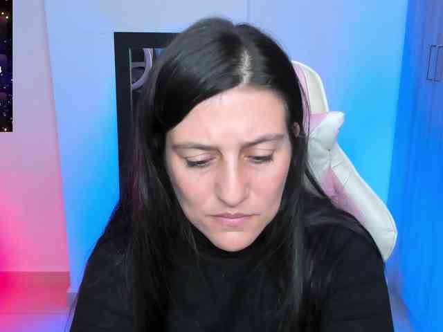 Saskyaajohnson webcam