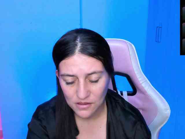 Saskyaajohnson webcam