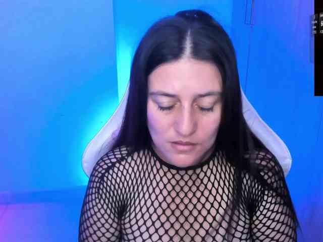 Saskyaajohnson webcam