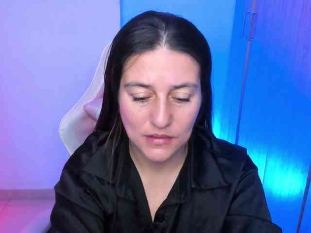 Saskyaajohnson webcam