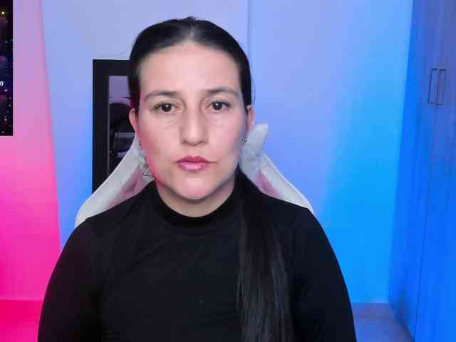 Saskyaajohnson webcam