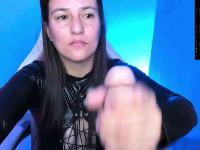 Saskyaajohnson webcam