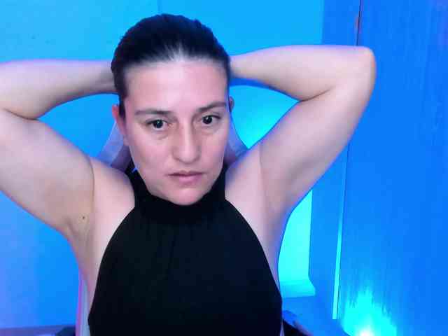 Saskyaajohnson webcam