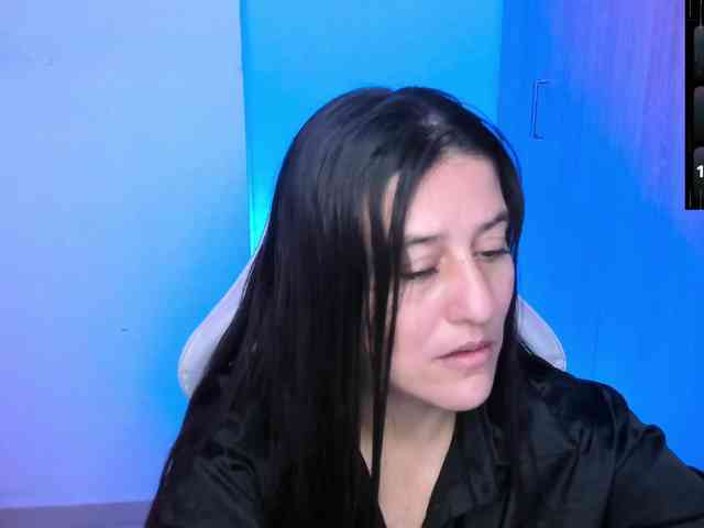 Saskyaajohnson webcam