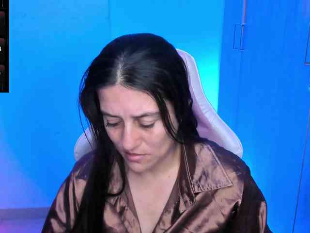 Saskyaajohnson webcam