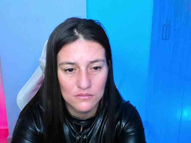 Saskyaajohnson webcam