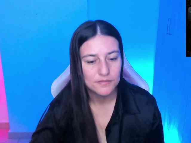 Saskyaajohnson webcam