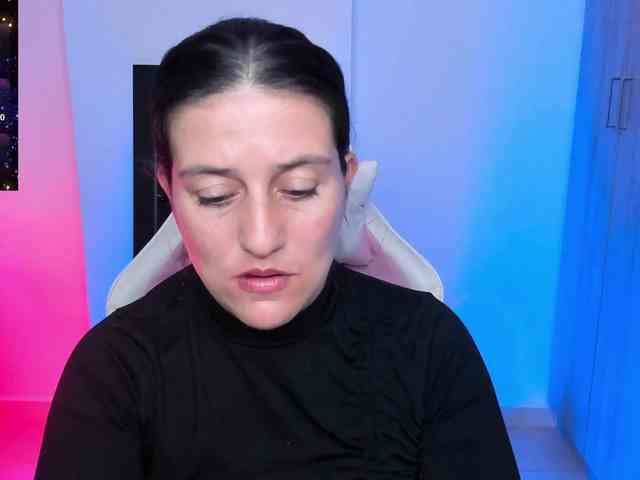 Saskyaajohnson webcam