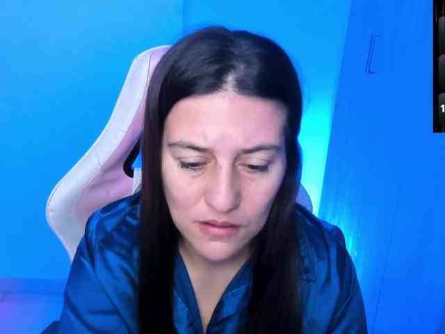 Saskyaajohnson webcam