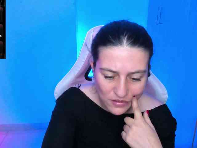 Saskyaajohnson webcam