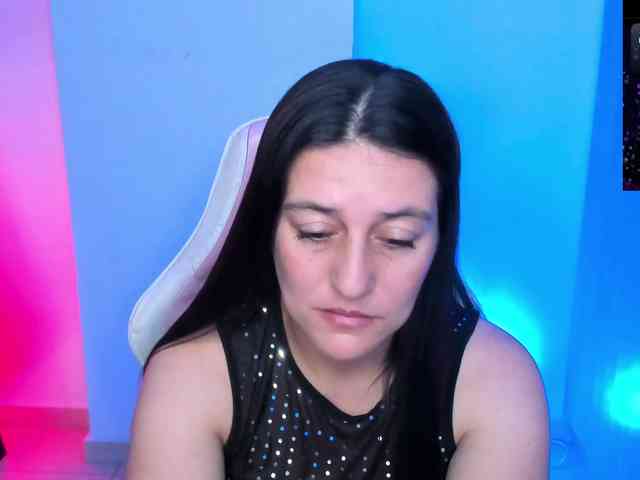 Saskyaajohnson webcam