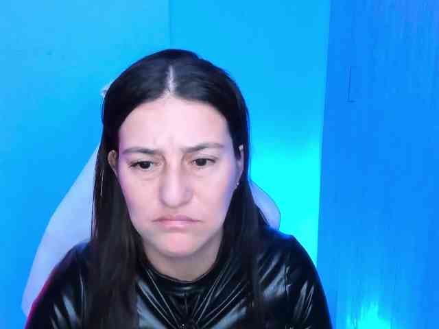 Saskyaajohnson webcam