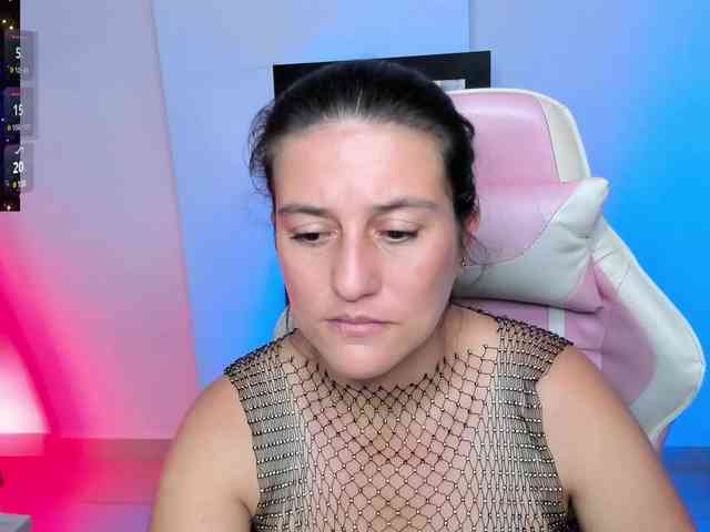 Saskyaajohnson webcam