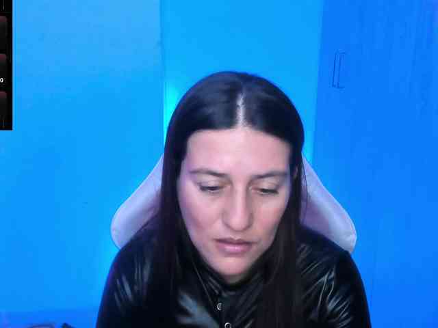 Saskyaajohnson webcam