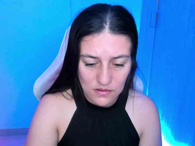 Saskyaajohnson webcam