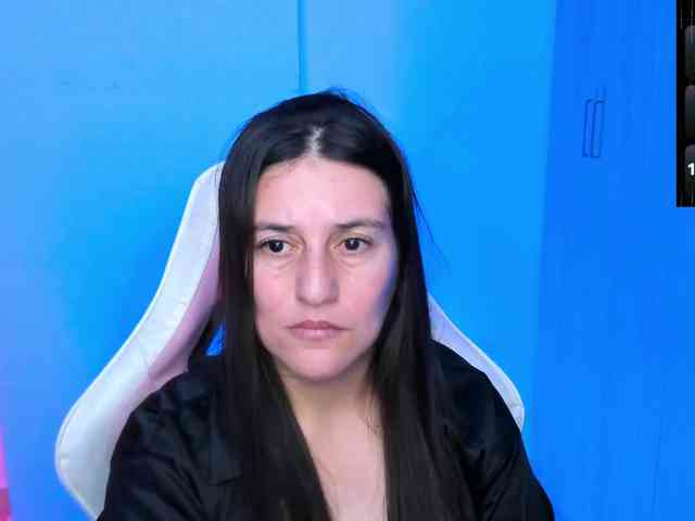 Saskyaajohnson webcam