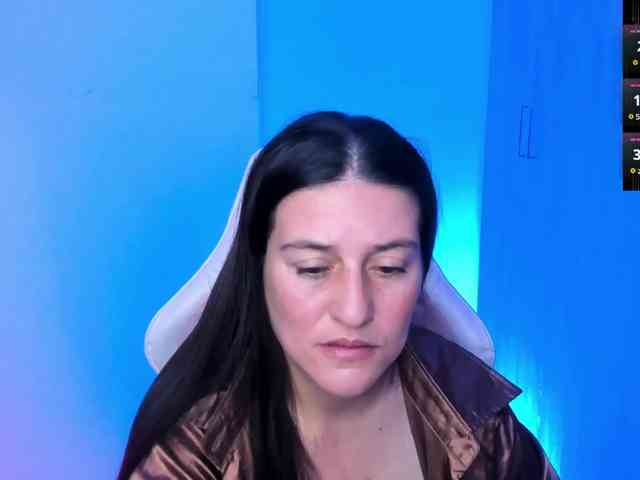 Saskyaajohnson webcam