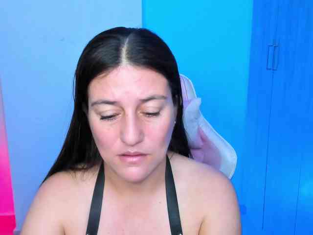Saskyaajohnson webcam