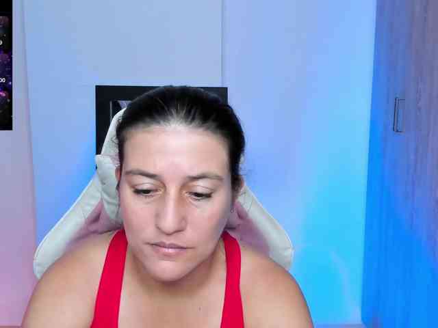 Saskyaajohnson webcam