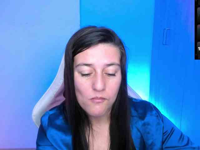 Saskyaajohnson webcam