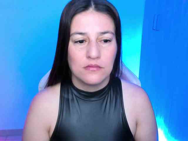 Saskyaajohnson webcam