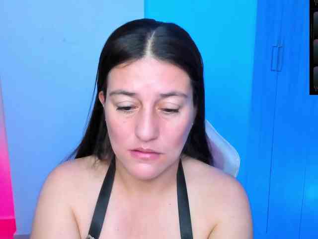 Saskyaajohnson webcam