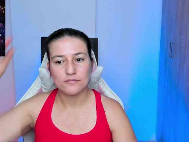 Saskyaajohnson webcam