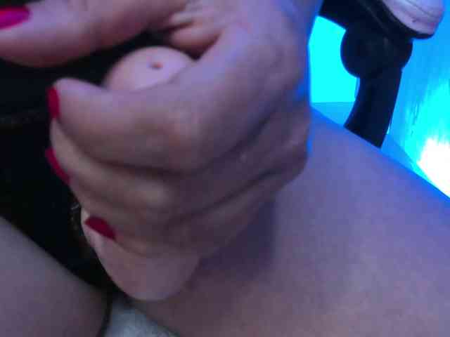 Saskyaajohnson webcam