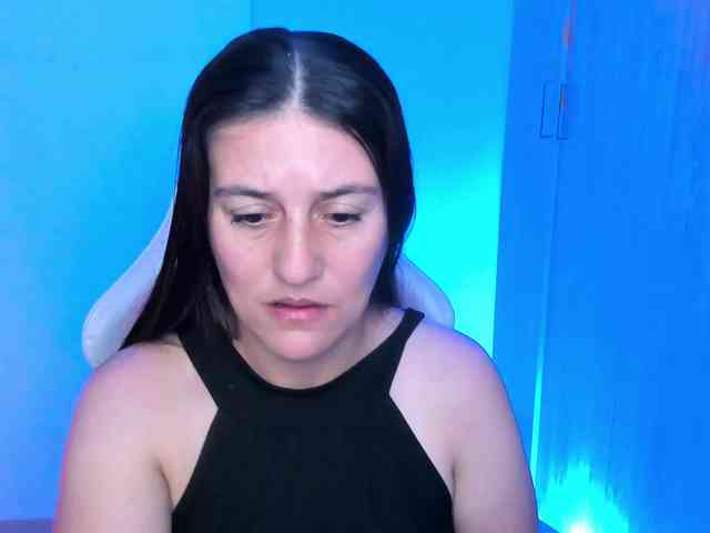 Saskyaajohnson webcam