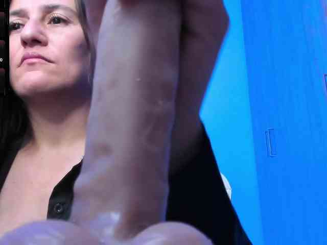 Saskyaajohnson webcam